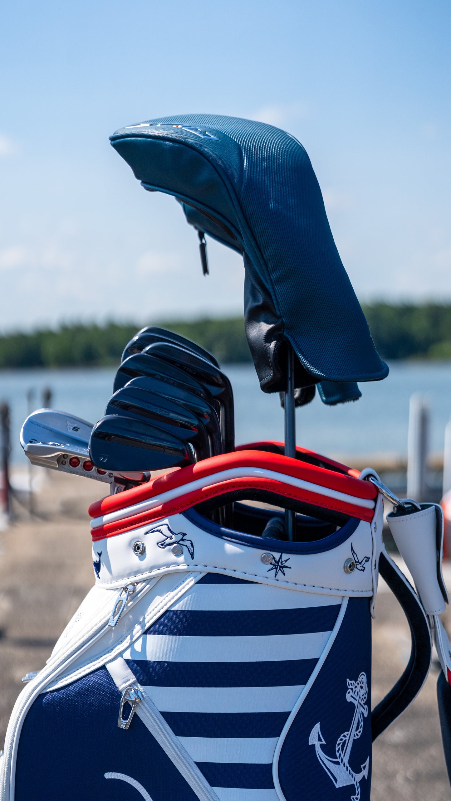 $500 Cash + Loaded TaylorMade Golf Set Giveaway Entry